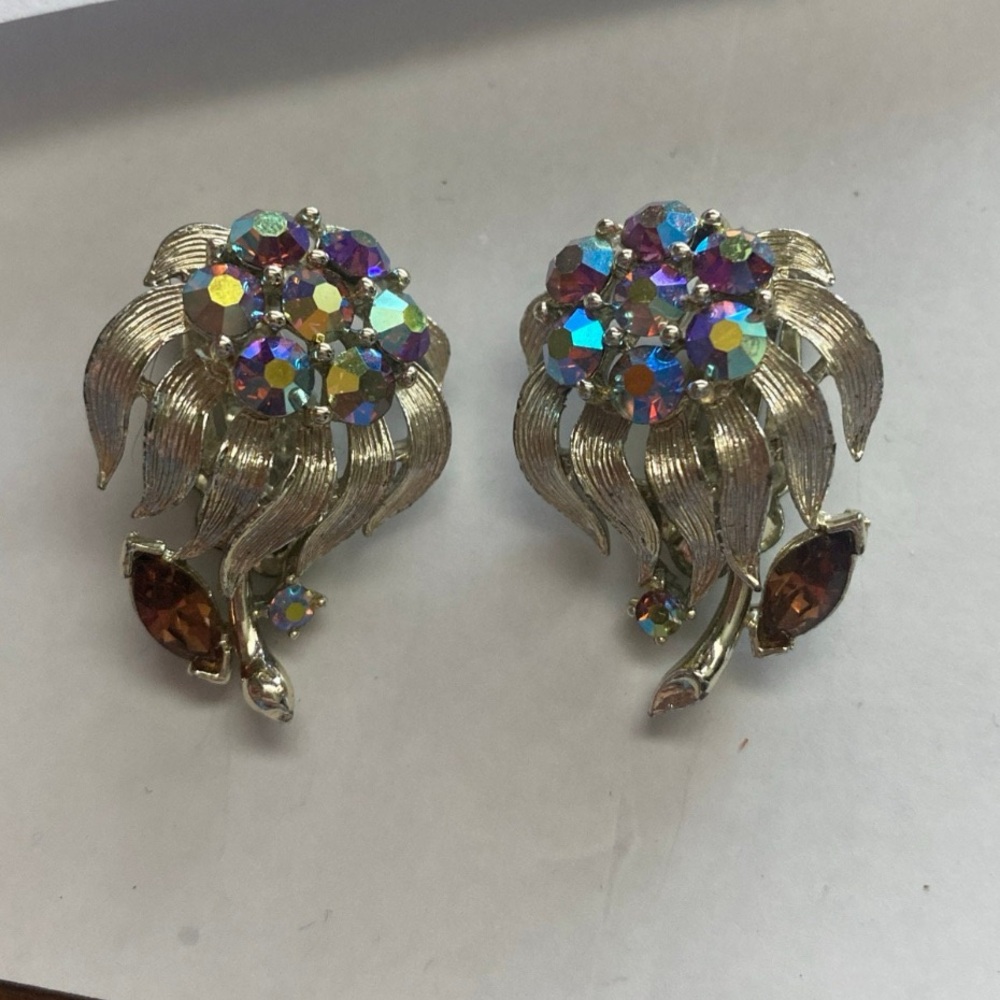 Vintage Lisner Aurora Borealis & Amber Rhinestone Flower Clip Earrings